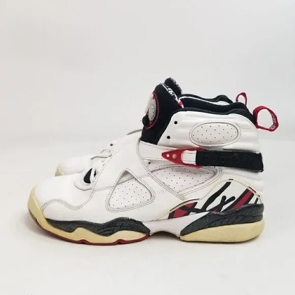 Nike Air Jordan 8 Bugs Bunny Sneakers. Size 7Y or can fit as a Women's Size 8.5 - Picture 4 of 10